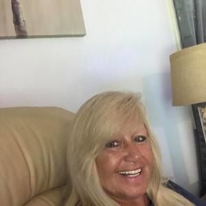 Meet your Posher, Carol